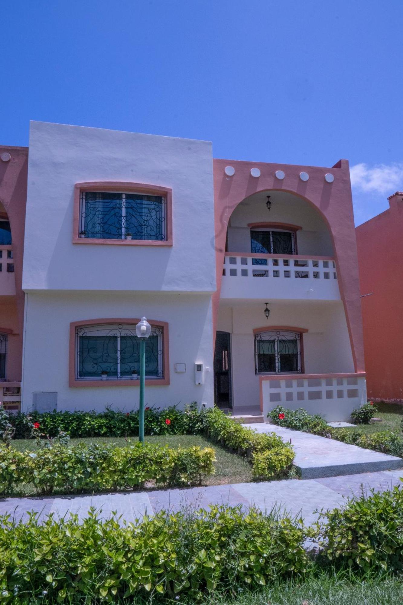 Duplex La Roseraie A 2Min De La Plage 2 Piscines سيدي بوزيد المظهر الخارجي الصورة